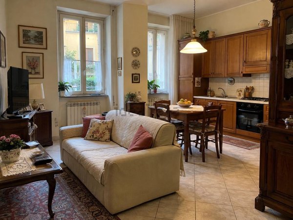 appartamento in vendita a Milano in zona Dergano