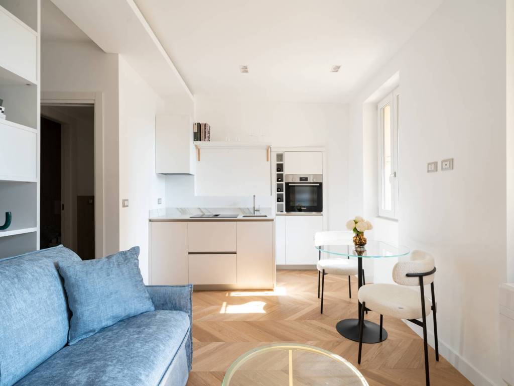 appartamento in vendita a Milano in zona Porta Genova