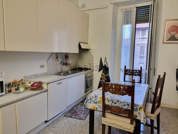 appartamento in vendita a Milano in zona Tibaldi