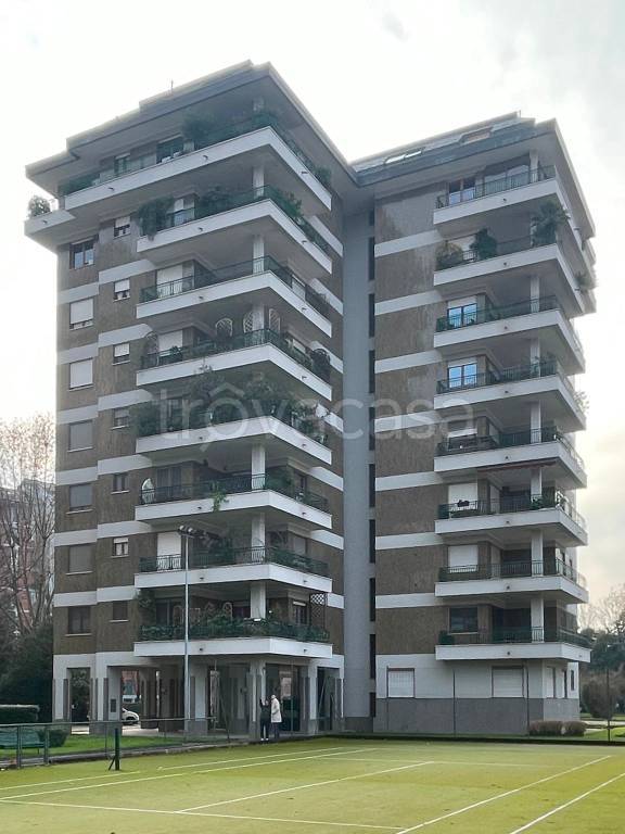 appartamento in vendita a Milano in zona Feltre