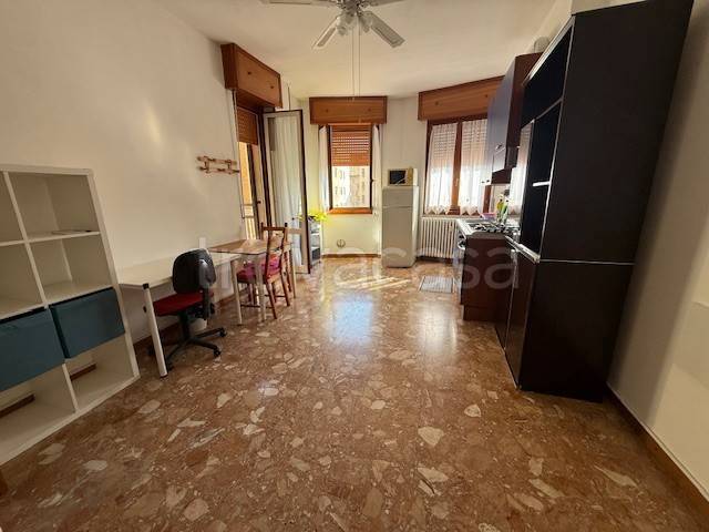 appartamento in vendita a Milano in zona Crescenzago
