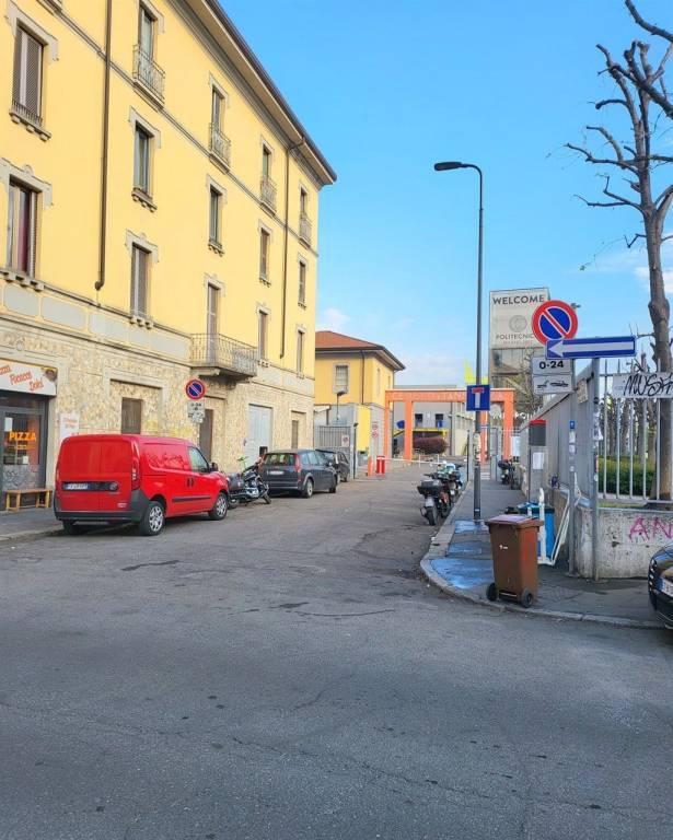 appartamento in vendita a Milano in zona Bovisa
