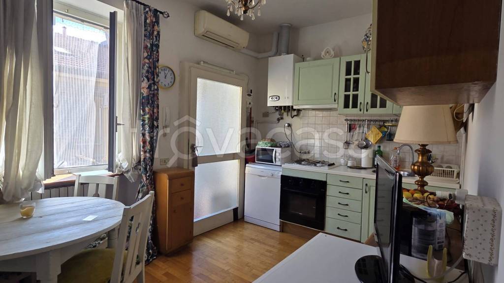 appartamento in vendita a Milano in zona Porta Venezia