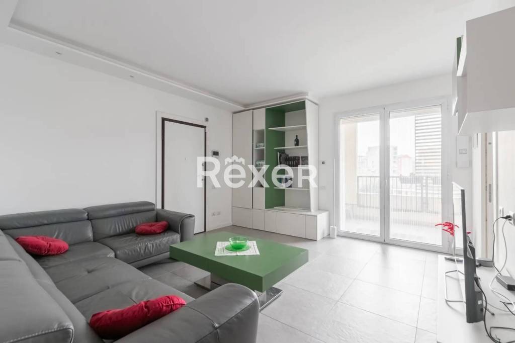 appartamento in vendita a Milano in zona Molino Dorino