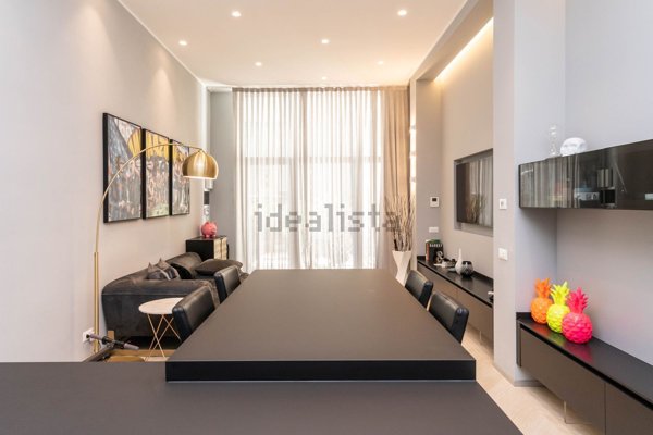appartamento in vendita a Milano in zona Centro Direzionale