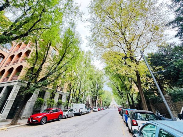 appartamento in vendita a Milano in zona Brera