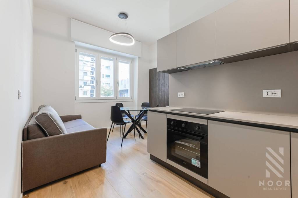 appartamento in vendita a Milano in zona Porta Garibaldi