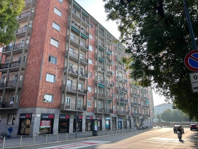 appartamento in vendita a Milano in zona Porta Ticinese