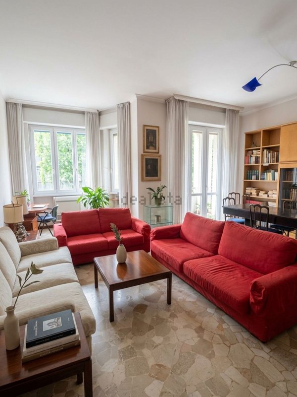 appartamento in vendita a Milano in zona Porta Romana