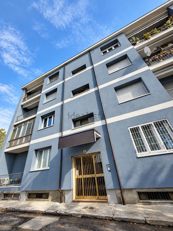 appartamento in vendita a Milano in zona Ortica