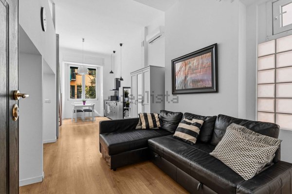 appartamento in vendita a Milano in zona Famagosta