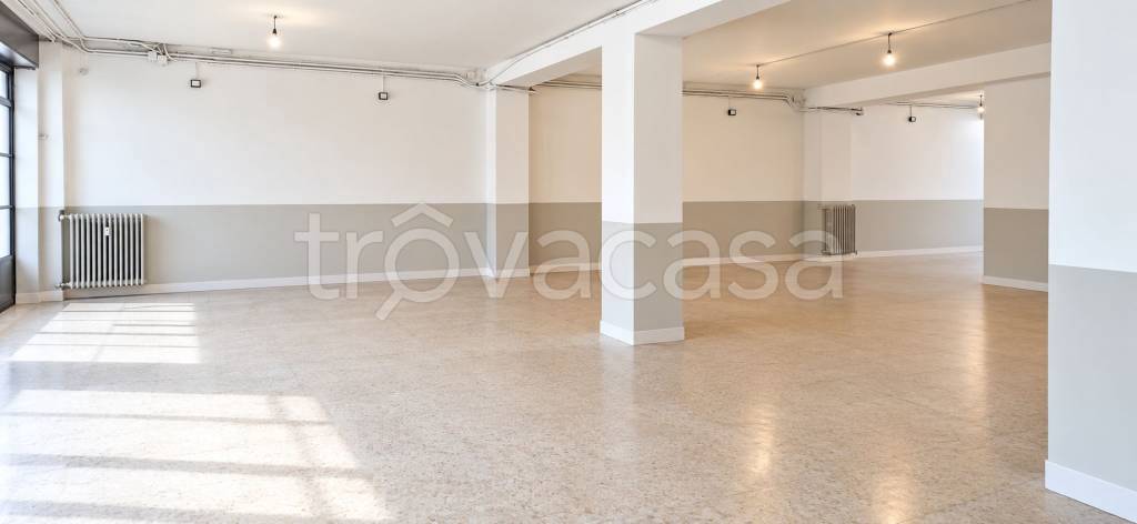ufficio in vendita a Milano in zona Maggiolina