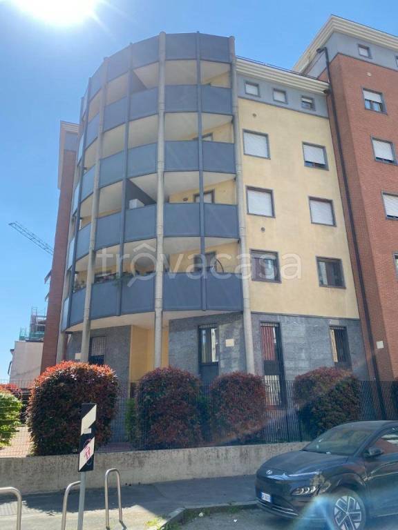 appartamento in vendita a Milano in zona Precotto