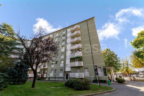 appartamento in vendita a Milano in zona Forlanini