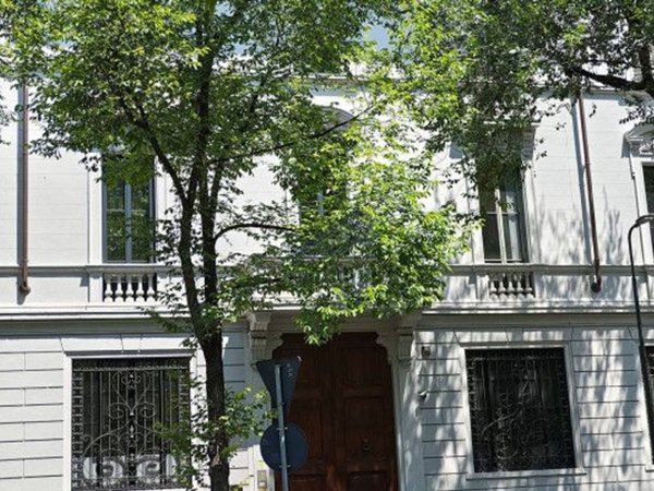 appartamento in vendita a Milano in zona Porta Vigentina