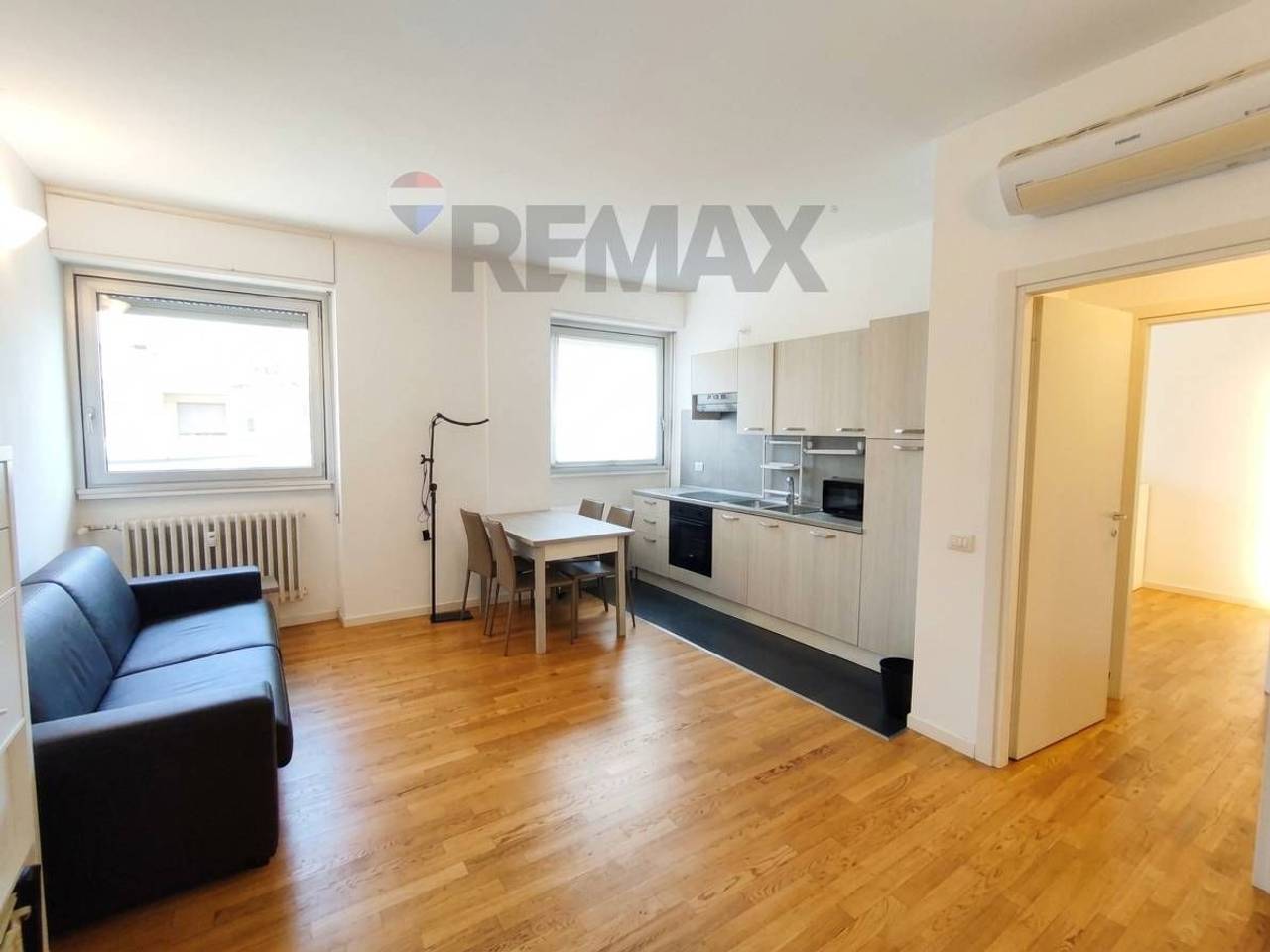 appartamento in vendita a Milano in zona Isola