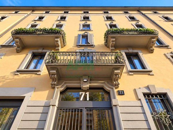 appartamento in vendita a Milano in zona Ghisolfa