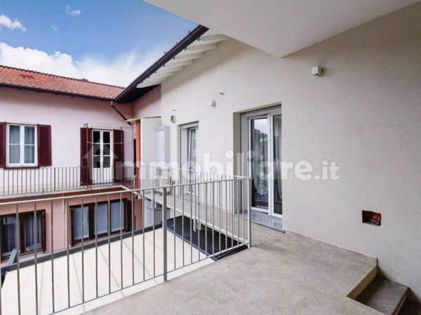 casa indipendente in vendita a Milano in zona Crescenzago