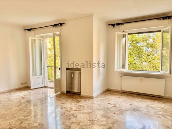 appartamento in vendita a Milano in zona Sempione