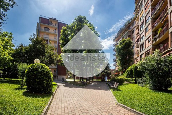 appartamento in vendita a Milano in zona San Cristoforo