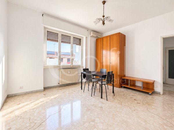 appartamento in vendita a Milano in zona Dergano