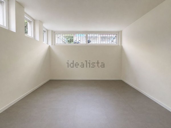 appartamento in vendita a Milano in zona Stadera