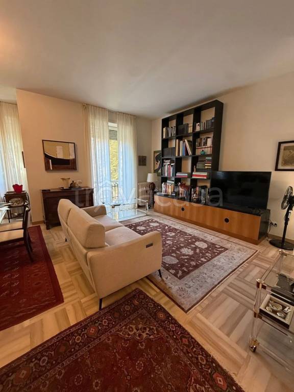 appartamento in vendita a Milano in zona Porta Venezia