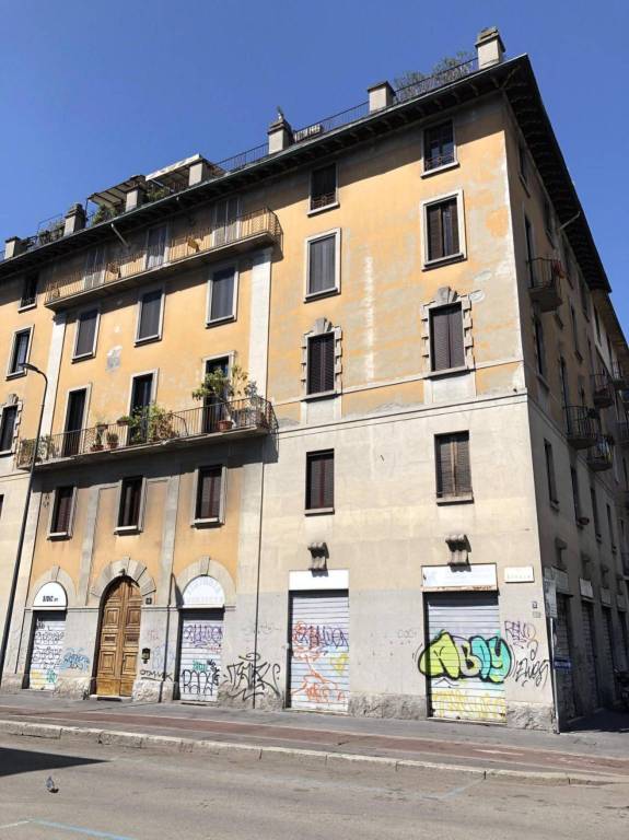 locale commerciale in vendita a Milano in zona Maggiolina