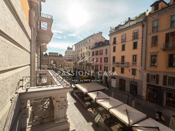 appartamento in vendita a Milano in zona Porta Garibaldi