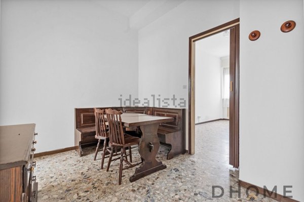 appartamento in vendita a Milano in zona Corvetto