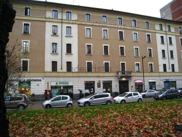 appartamento in vendita a Milano in zona Sempione