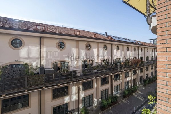 appartamento in vendita a Milano in zona Vigentino