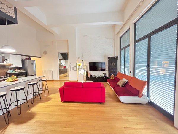 casa indipendente in vendita a Milano in zona Città Studi