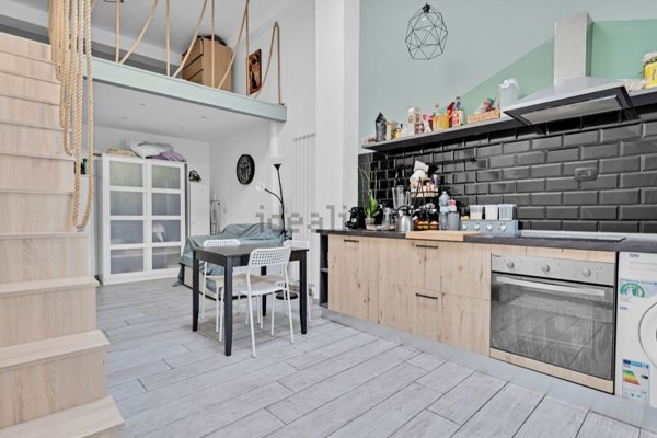appartamento in vendita a Milano in zona Rottole