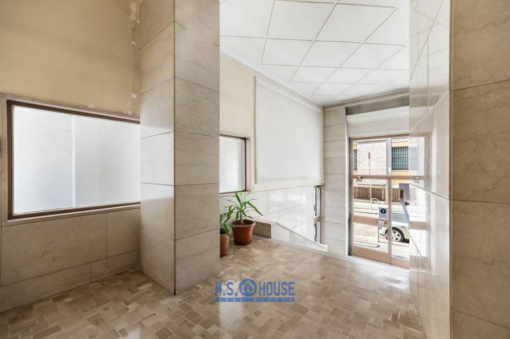 appartamento in vendita a Milano in zona Dergano