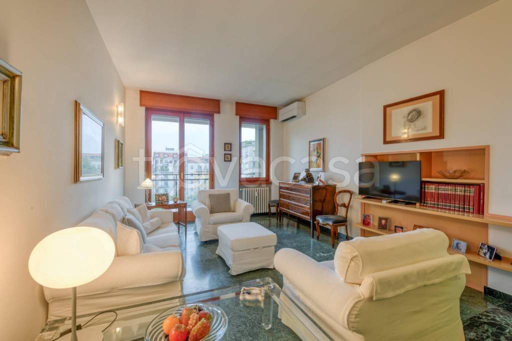 appartamento in vendita a Milano in zona Porta Romana