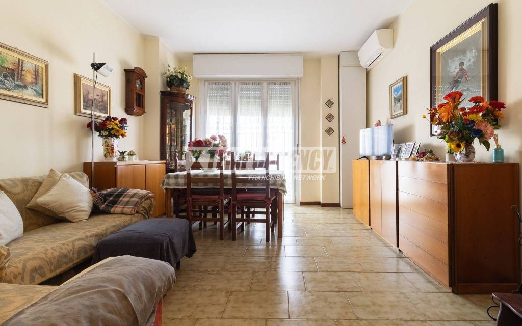 appartamento in vendita a Milano in zona Rogoredo