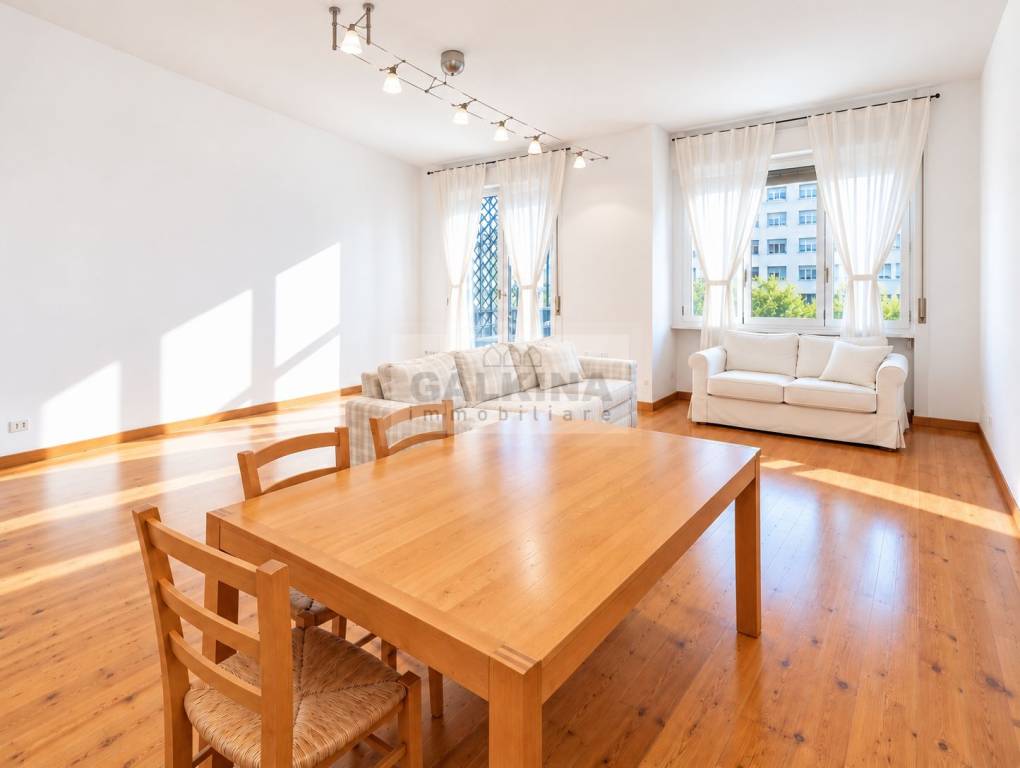 appartamento in vendita a Milano in zona Loreto