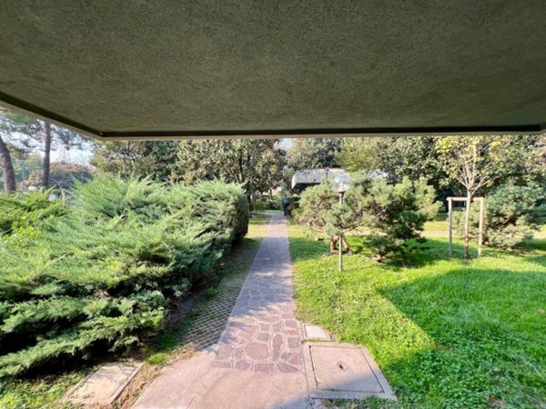 appartamento in vendita a Milano in zona Corvetto