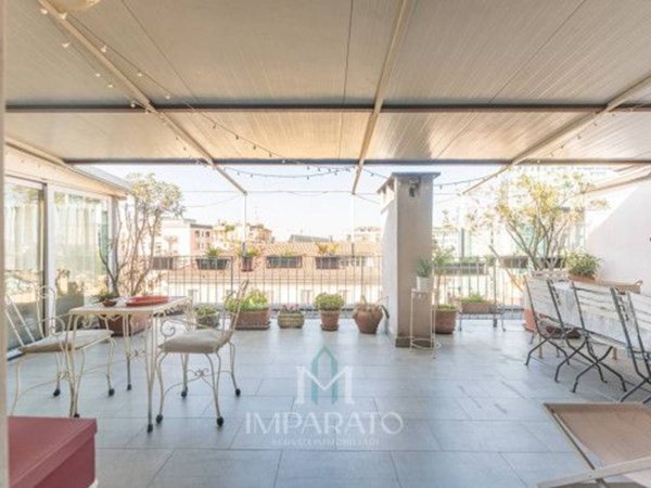 appartamento in vendita a Milano in zona Porta Garibaldi