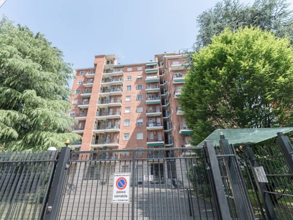 appartamento in vendita a Milano in zona Niguarda