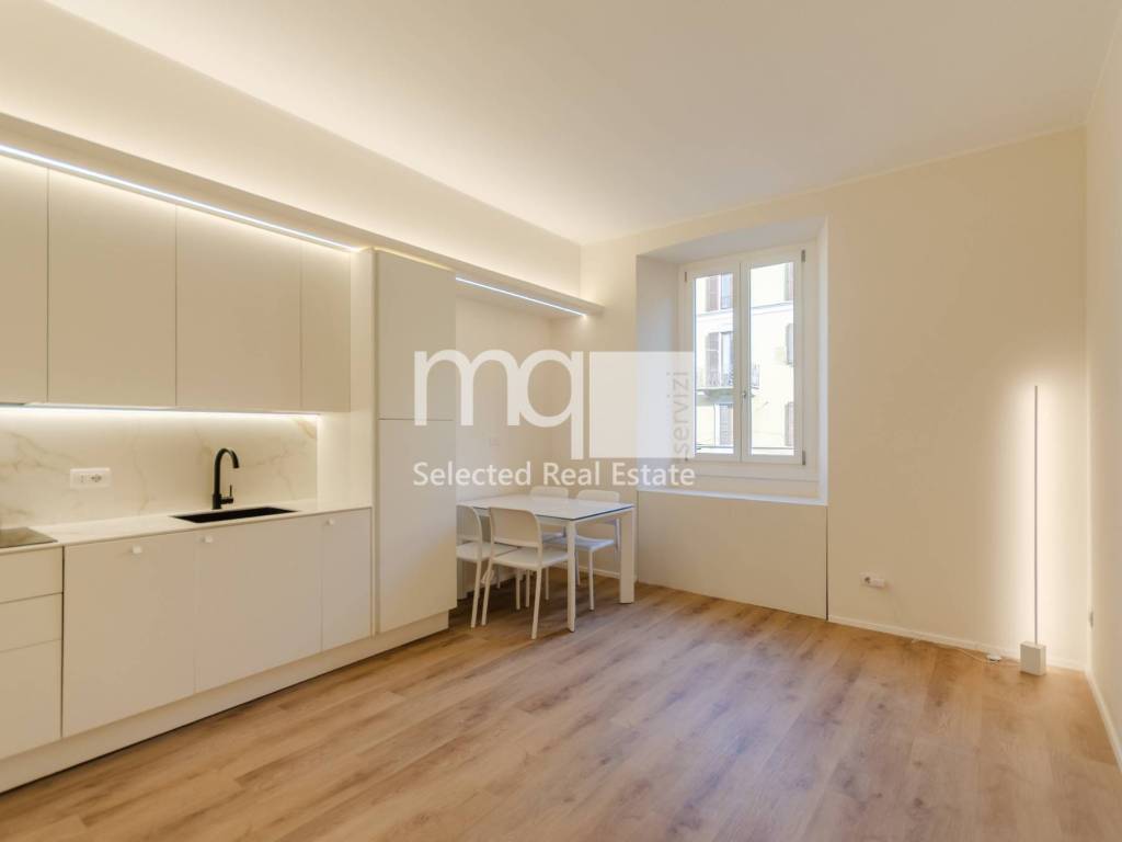 appartamento in vendita a Milano in zona Porta Genova