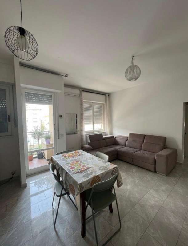 appartamento in vendita a Milano in zona Vigentino