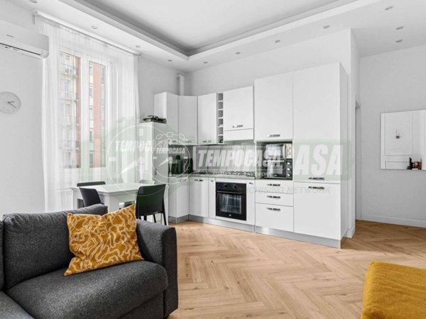 appartamento in vendita a Milano in zona Famagosta