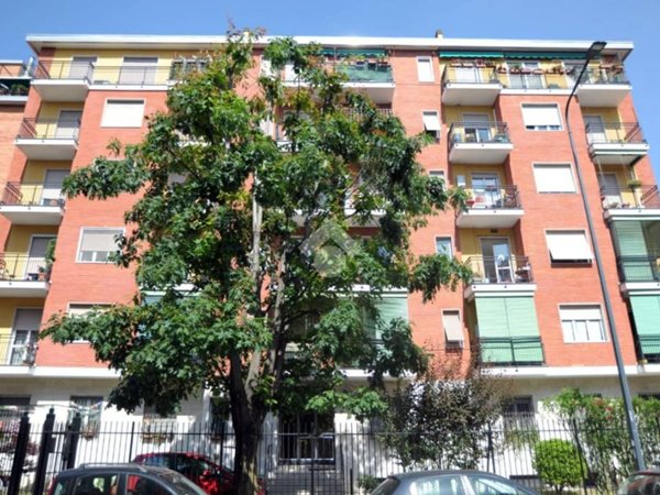 appartamento in vendita a Milano in zona Niguarda