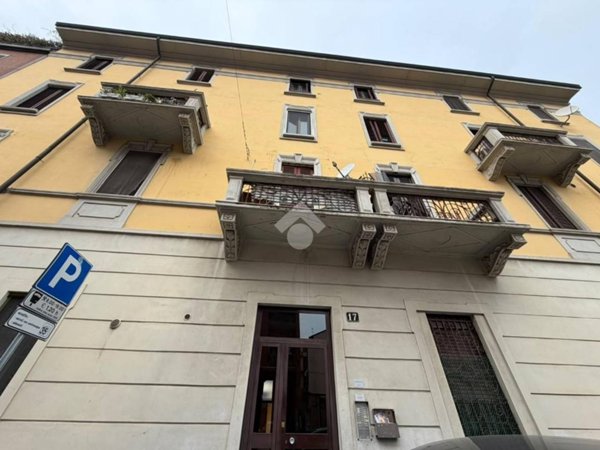 appartamento in vendita a Milano in zona Rogoredo