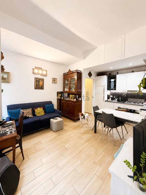 appartamento in vendita a Milano in zona Isola