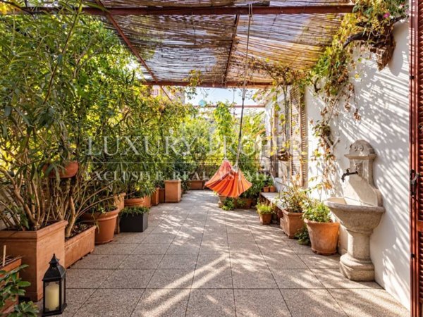 appartamento in vendita a Milano in zona Porta Ticinese