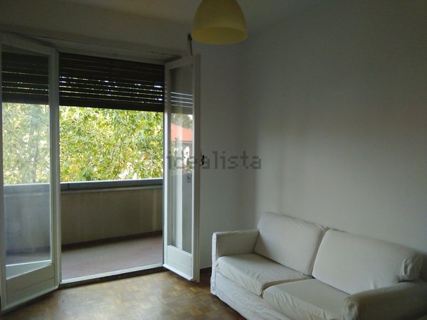 appartamento in vendita a Milano in zona Lorenteggio