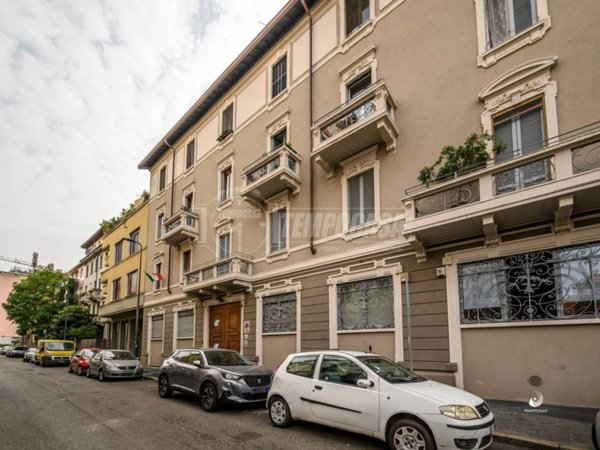 appartamento in vendita a Milano in zona Vigentino